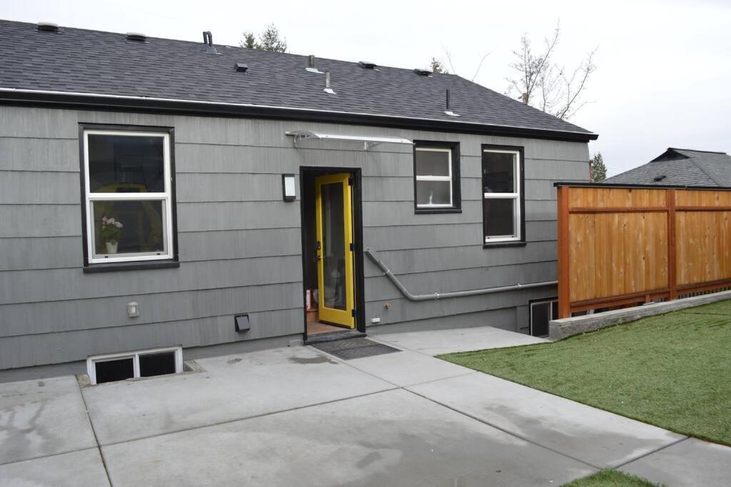 Appartement Cozy Crown Hill Carkeek W/3 Beds, Full Kitchen & Backyard In North *